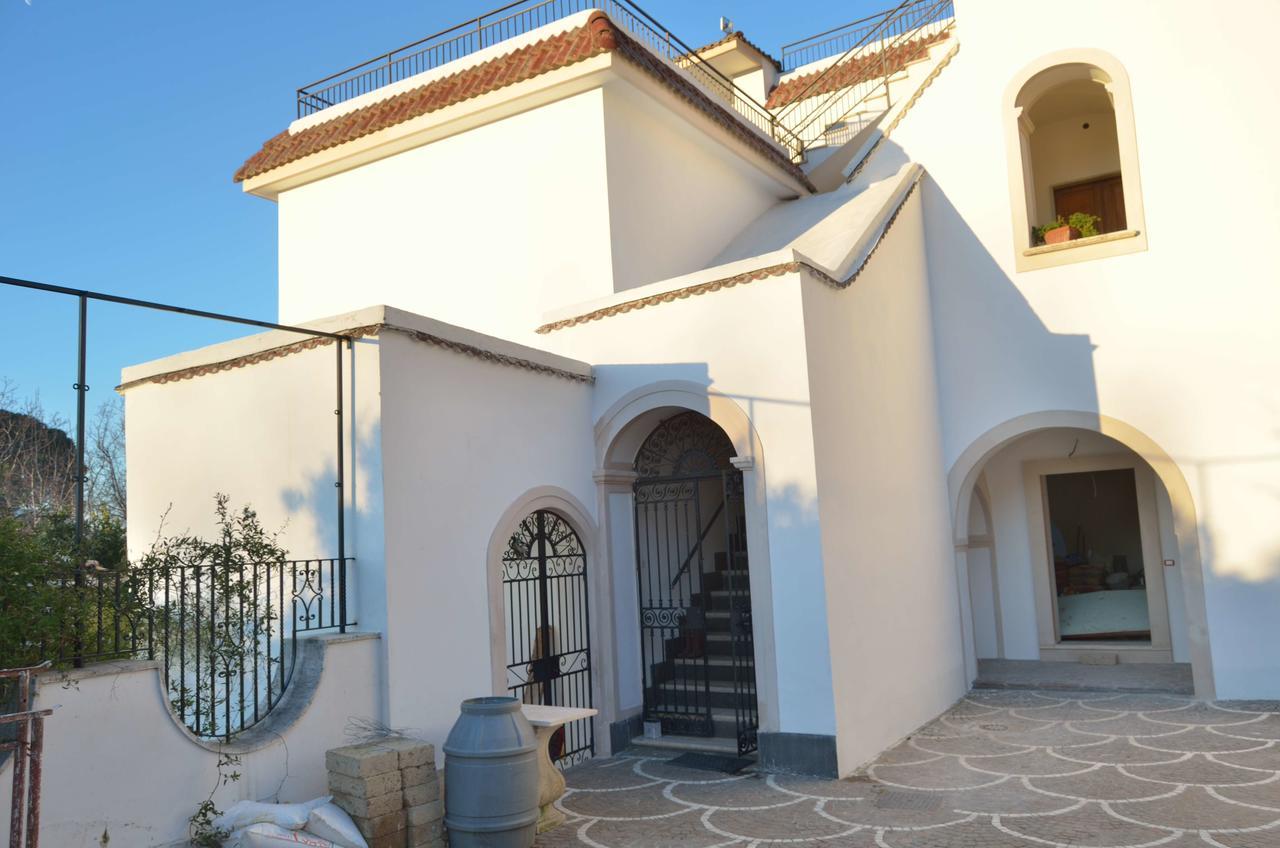 Il Giardino Del Sole Bed & Breakfast Roccarainola Екстериор снимка